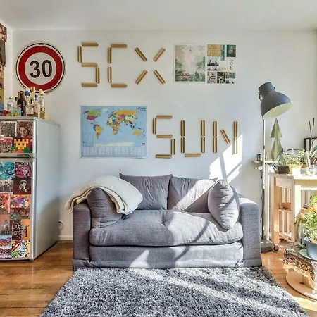 Detailed Household - Lovely Apartment *